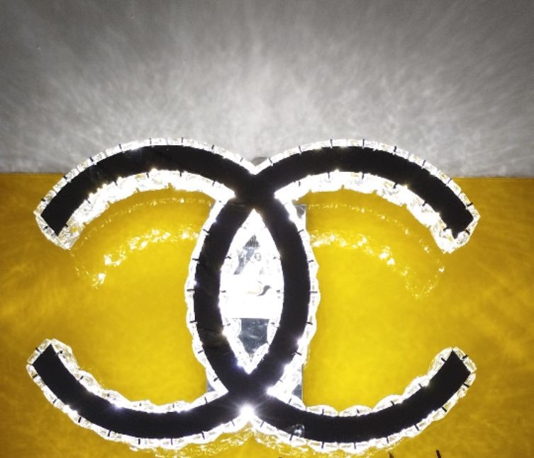 لوستر دیواری مدرن طرح شانل سایز 2*30